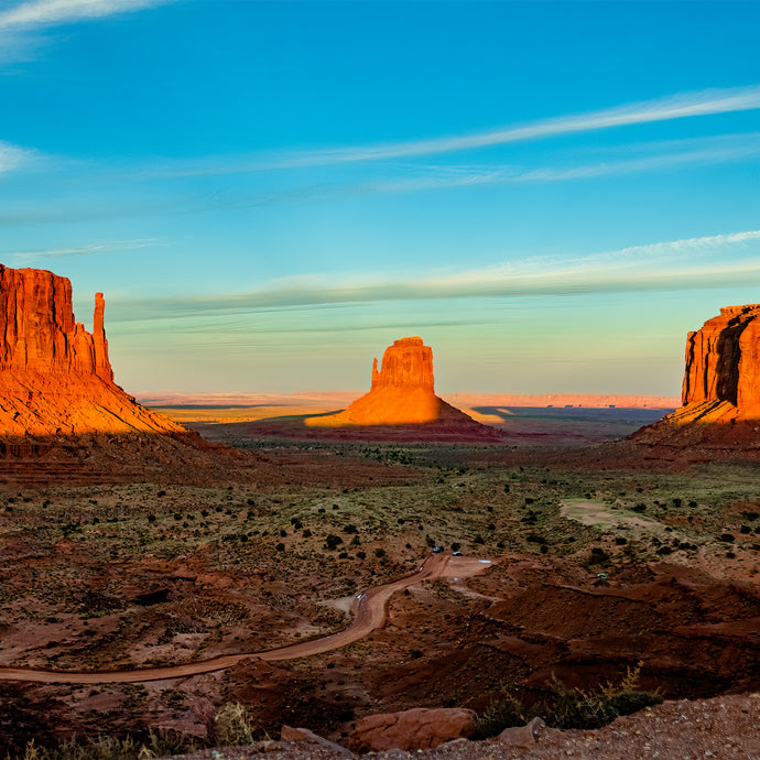 A073- The Mittens, Monument Valley, AZ