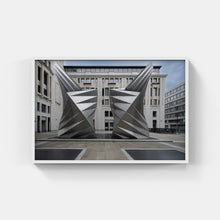 Load image into Gallery viewer, A137- Zig and Zag, London, UK