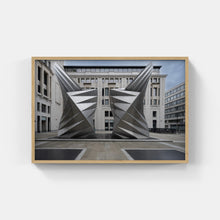 Load image into Gallery viewer, A137- Zig and Zag, London, UK
